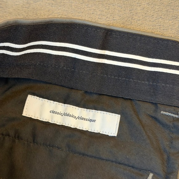 Amazon Essentials Grey Performance Chino Pants Mens 34x34 Stretch Straight Leg - Picture 4 of 12